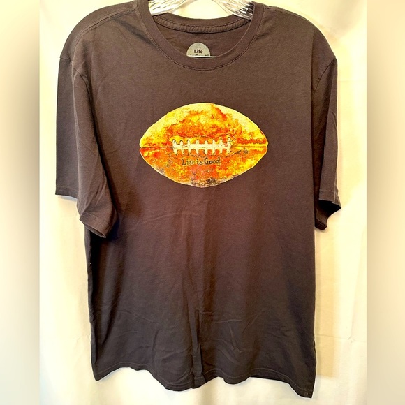 Life is Good Men’s Size Medium Vintage Football Black Smooth Tee Mint - Picture 1 of 7